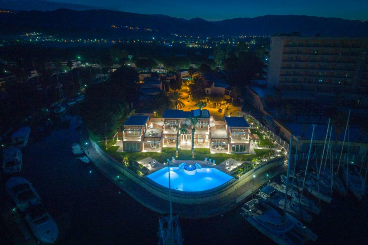 Residence Delfino, Portorosa Фурнарі Екстер'єр фото