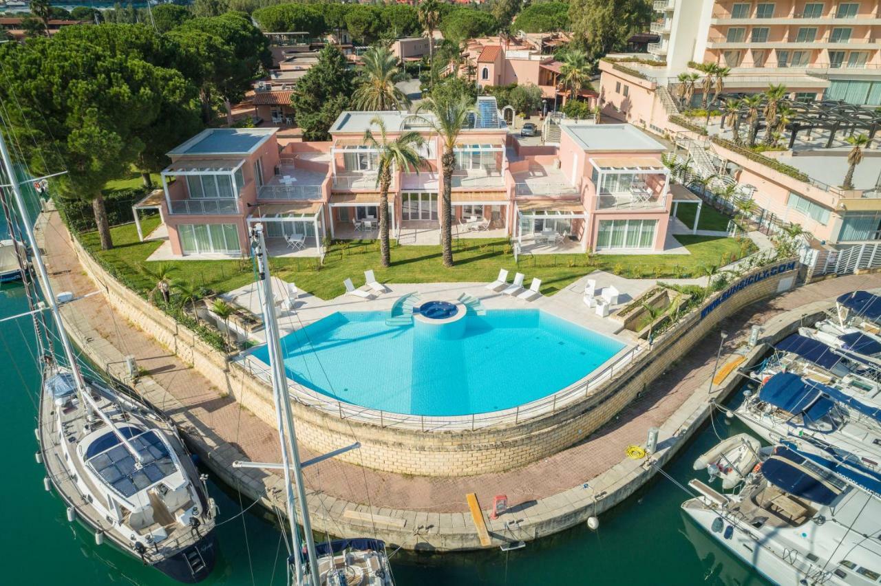 Residence Delfino, Portorosa Фурнарі Екстер'єр фото