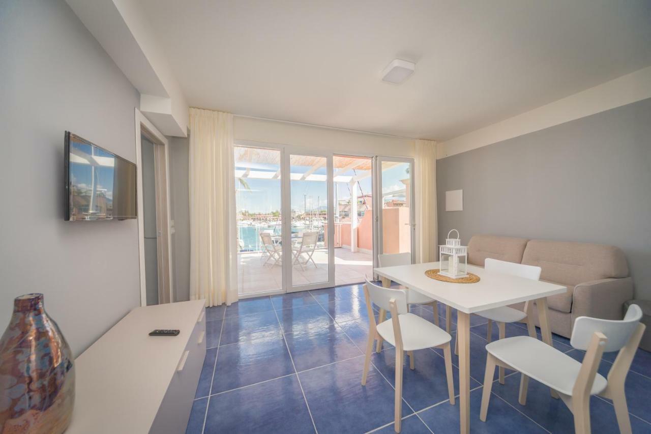 Residence Delfino, Portorosa Фурнарі Екстер'єр фото