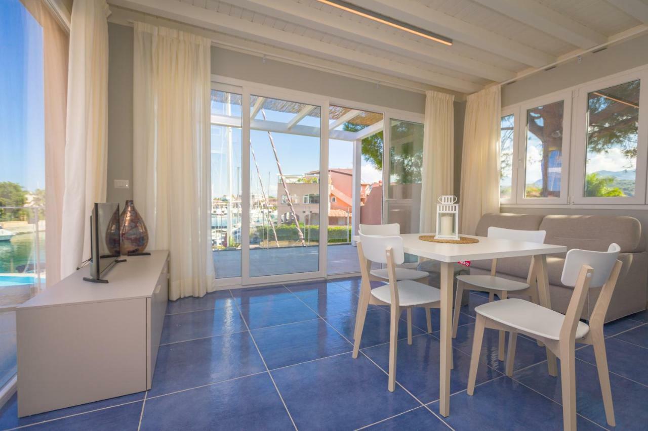 Residence Delfino, Portorosa Фурнарі Екстер'єр фото